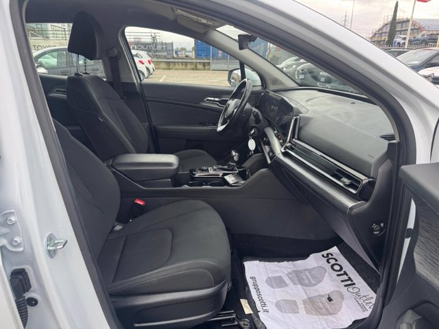 KIA Sportage 1.6 crdi mhev business dct