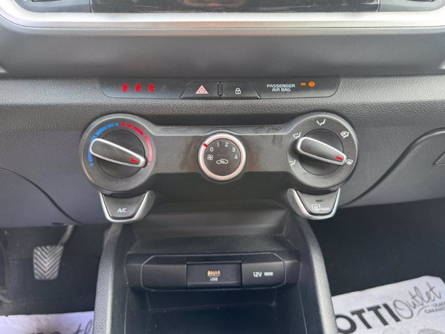 KIA Stonic 1.0 t-gdi mhev urban 100cv imt