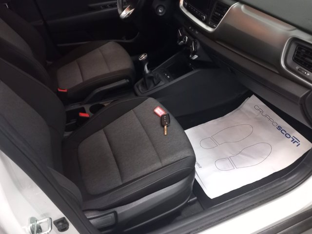 KIA Stonic 1.0 t-gdi mhev urban 100cv mt