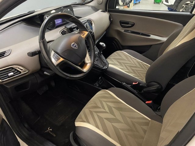 LANCIA Ypsilon 0.9 t.air gold s&s 85cv dfn