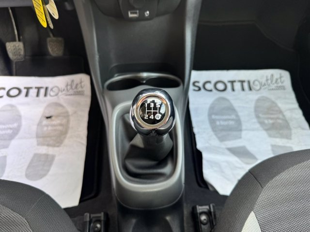 TOYOTA Aygo Connect 1.0 VVT-i 72 CV 5 porte x-play