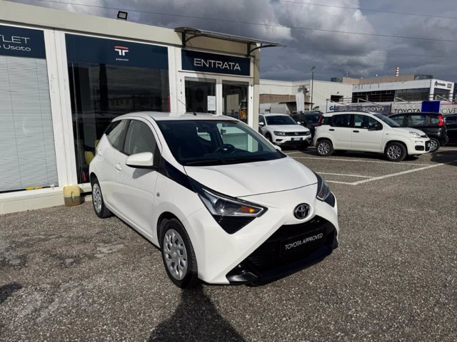 TOYOTA Aygo Connect 1.0 VVT-i 72 CV 5 porte x-play