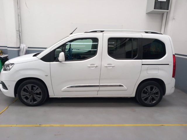 TOYOTA Proace city verso 1.5d 130cv s&s a/t l1 d luxury