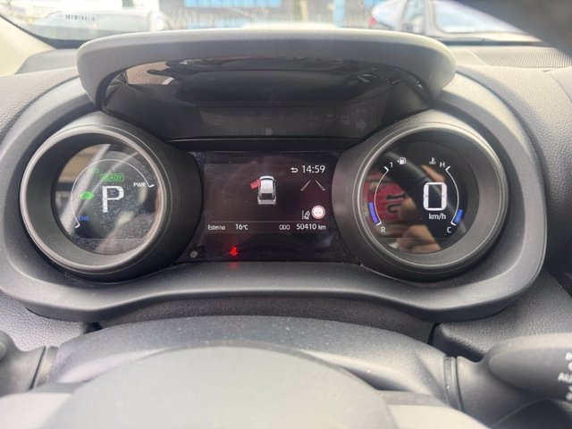 TOYOTA Yaris Cross 1.5 Hybrid 5p. E-CVT Active