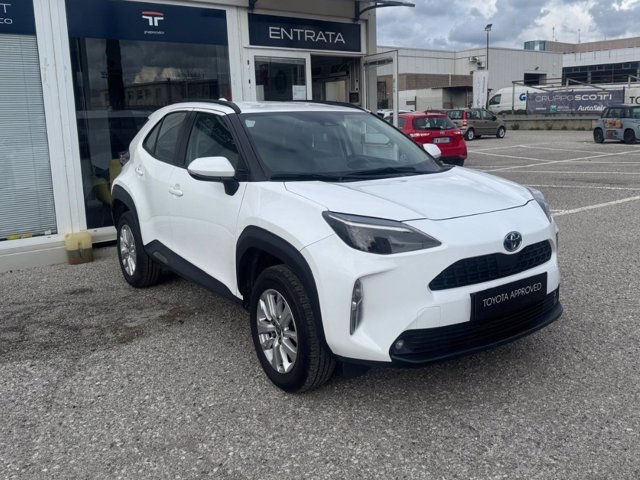 TOYOTA Yaris Cross 1.5 Hybrid 5p. E-CVT Active