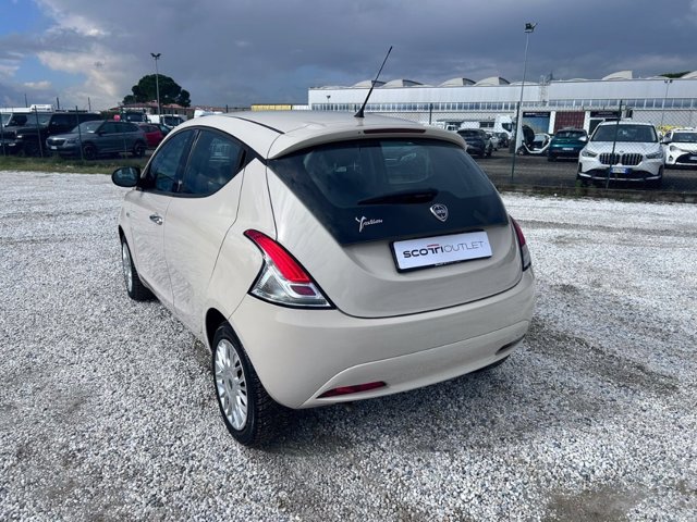 LANCIA Ypsilon 1.2 gold 69cv my16