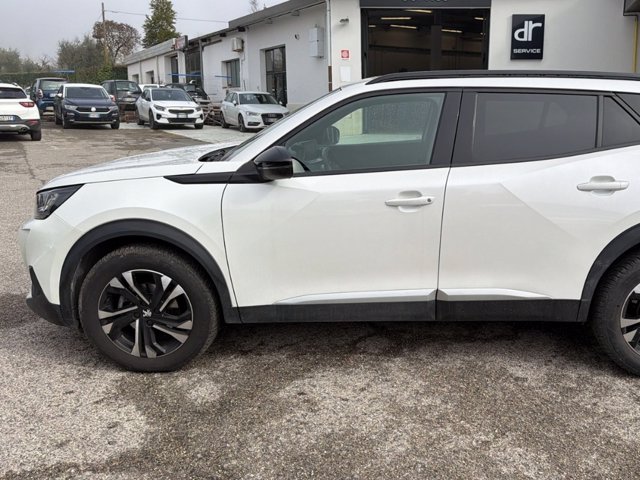 PEUGEOT 2008 1.2 puretech allure s&s 130cv eat8