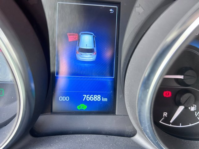 TOYOTA Auris 1.8h active cvt my17