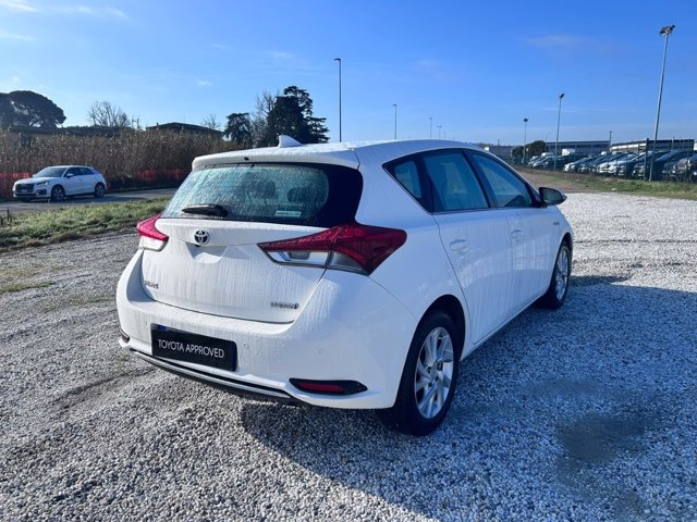 TOYOTA Auris 1.8h active cvt my17