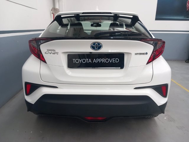 TOYOTA C-hr 1.8h active e-cvt
