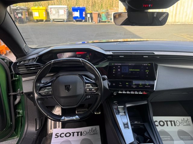 PEUGEOT 308 BlueHDi 130 S&S EAT8 GT