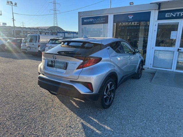 TOYOTA C-hr 1.8h trend e-cvt