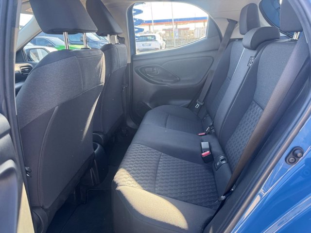 TOYOTA Yaris 1.0 trend