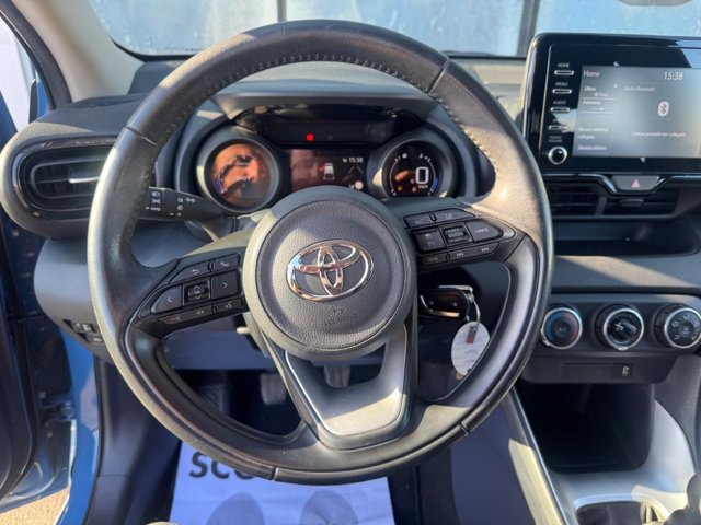 TOYOTA Yaris 1.0 trend