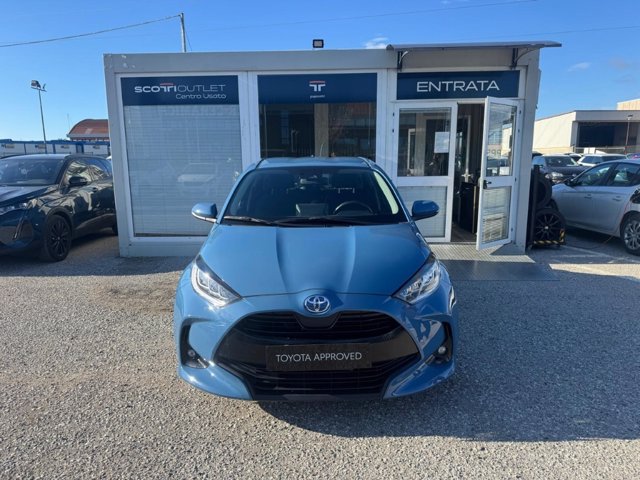 TOYOTA Yaris 1.0 trend