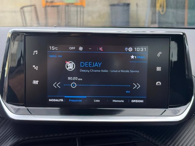 PEUGEOT 2008 BlueHDi 110 S&S Allure