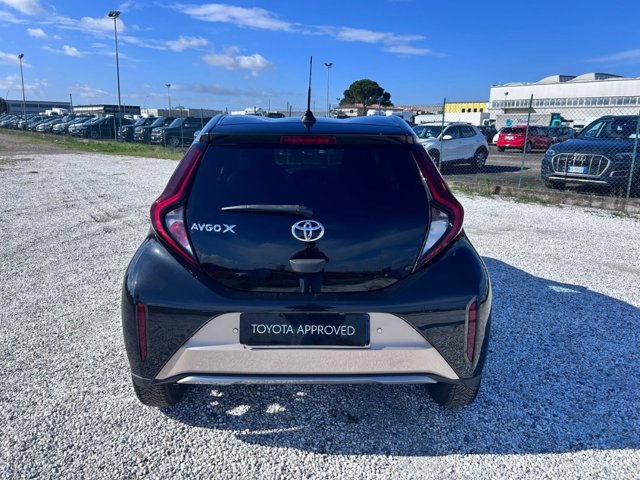 TOYOTA Aygo x 1.0 lounge 72cv s-cvt