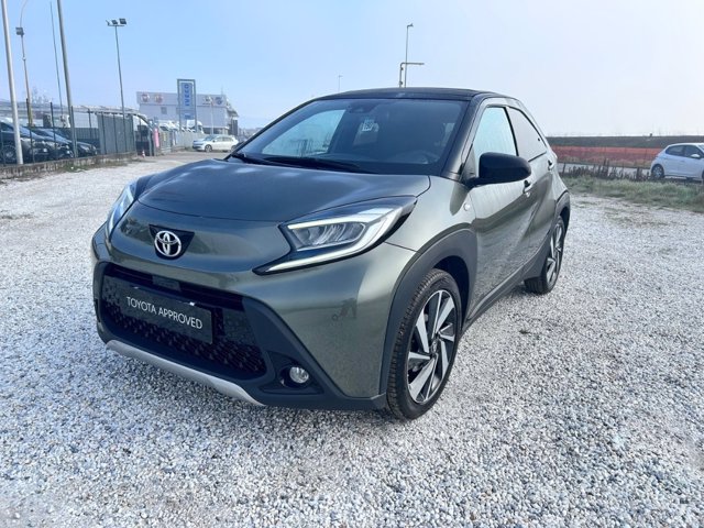 TOYOTA Aygo x 1.0 lounge air 72cv s-cvt