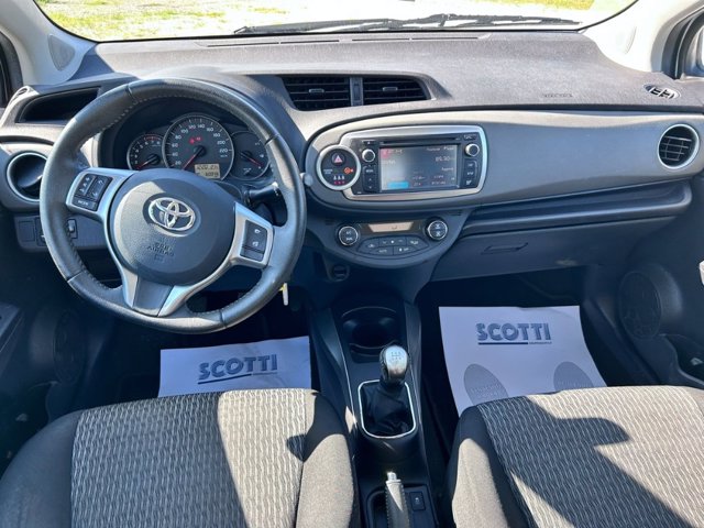 TOYOTA Yaris 5p 1.0 lounge c/cl