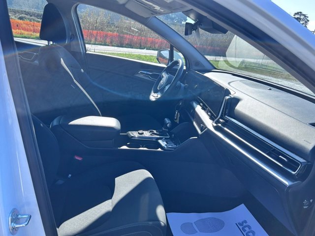 KIA Sportage 1.6 crdi mhev business dct