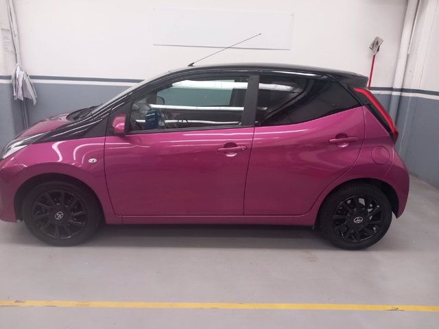 TOYOTA Aygo 5p 1.0 x-cite 72cv