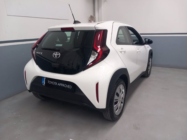 TOYOTA Aygo x 1.0 active 72cv s-cvt
