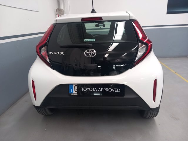 TOYOTA Aygo x 1.0 active 72cv s-cvt