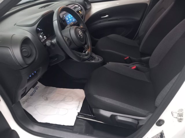 TOYOTA Aygo x 1.0 active 72cv s-cvt