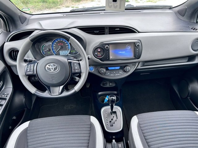 TOYOTA Yaris 5p 1.5h style my16