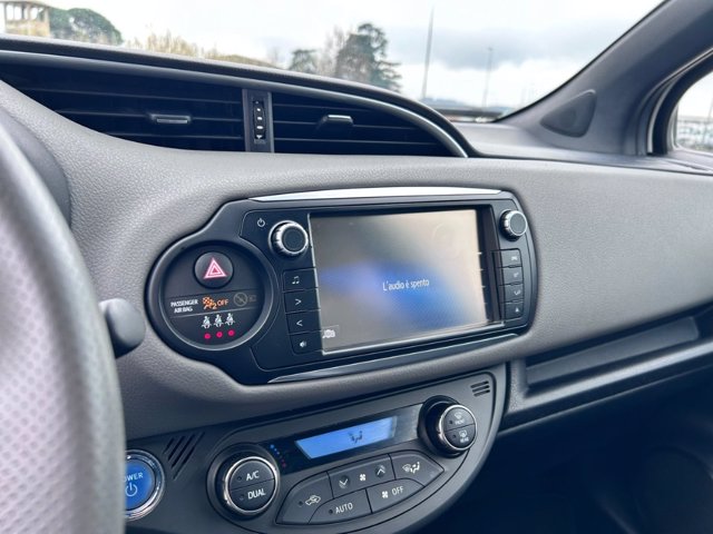 TOYOTA Yaris 5p 1.5h style my16