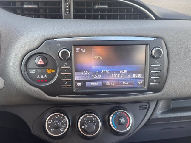 TOYOTA Yaris 1.0 72 CV 5 porte Active