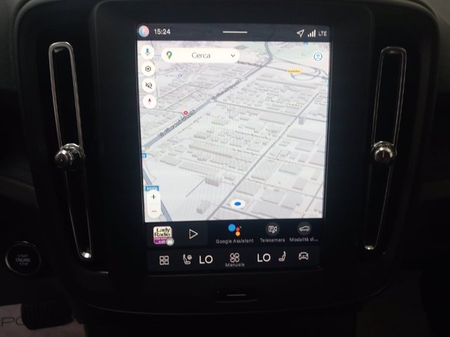 VOLVO Xc40 2.0 b3 essential auto