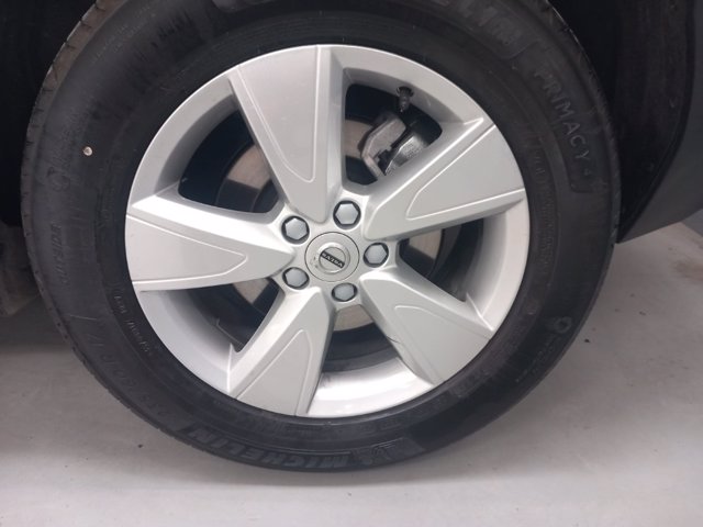 VOLVO Xc40 2.0 b3 essential auto