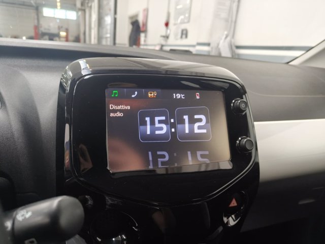 TOYOTA Aygo 5p 1.0 x-play my15