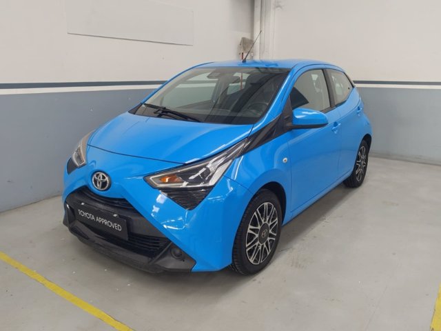TOYOTA Aygo 5p 1.0 x-play 72cv