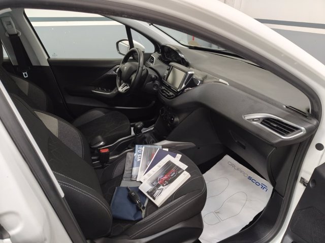 PEUGEOT 2008 1.2 puretech Active 82cv my16