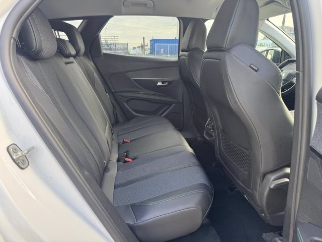 PEUGEOT 3008 BlueHDi 130 S&S Allure Pack