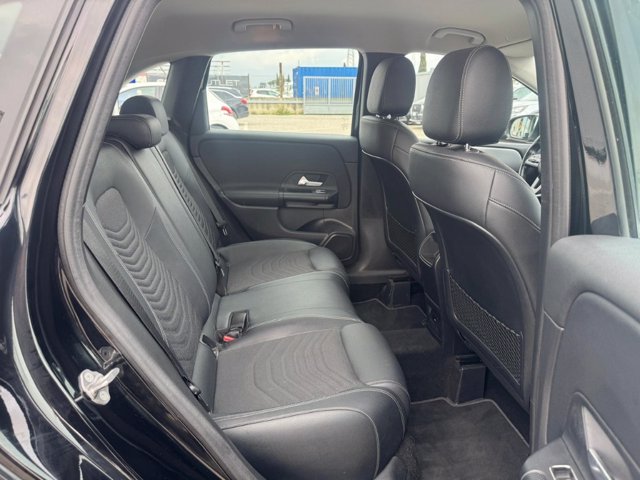 MERCEDES B 180 d premium auto