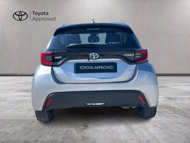 TOYOTA Yaris 1.5h trend