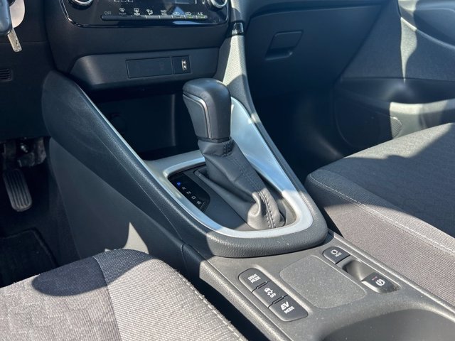 TOYOTA Yaris 1.5h trend