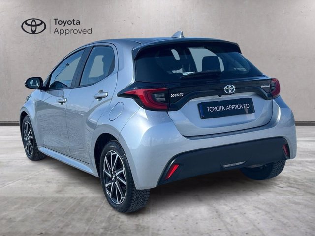 TOYOTA Yaris 1.5h trend
