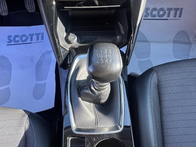 PEUGEOT 2008 PureTech 100 S&S Active