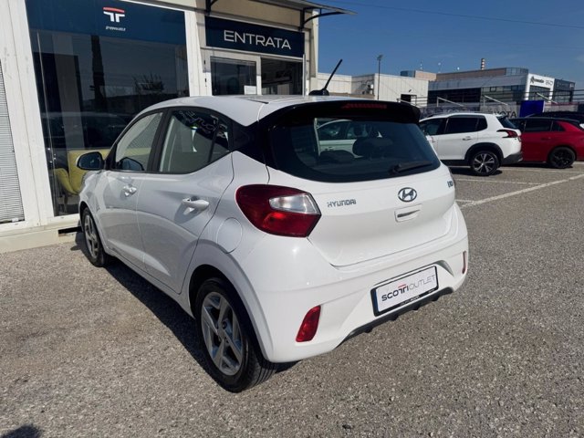 HYUNDAI i10 1.0 MPI Advanced