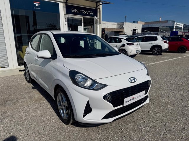 HYUNDAI i10 1.0 MPI Advanced