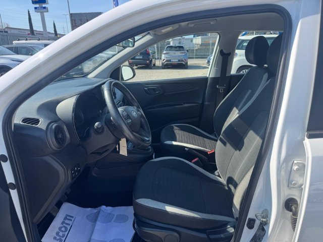 HYUNDAI i10 1.0 MPI Advanced