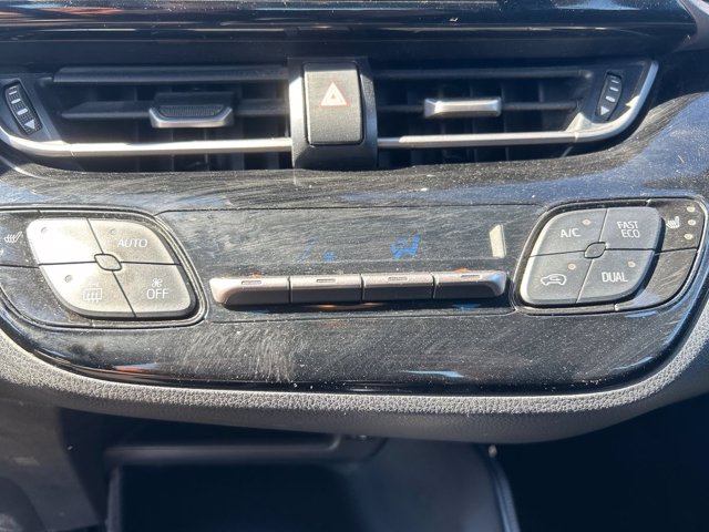 TOYOTA C-hr 1.8h business e-cvt