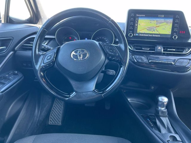 TOYOTA C-hr 1.8h business e-cvt