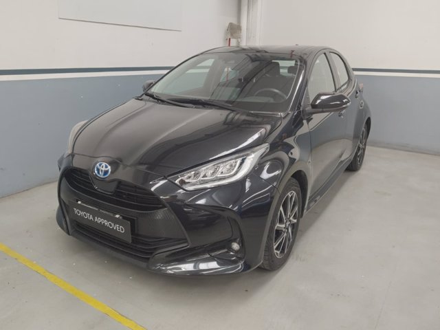TOYOTA Yaris 1.5h trend