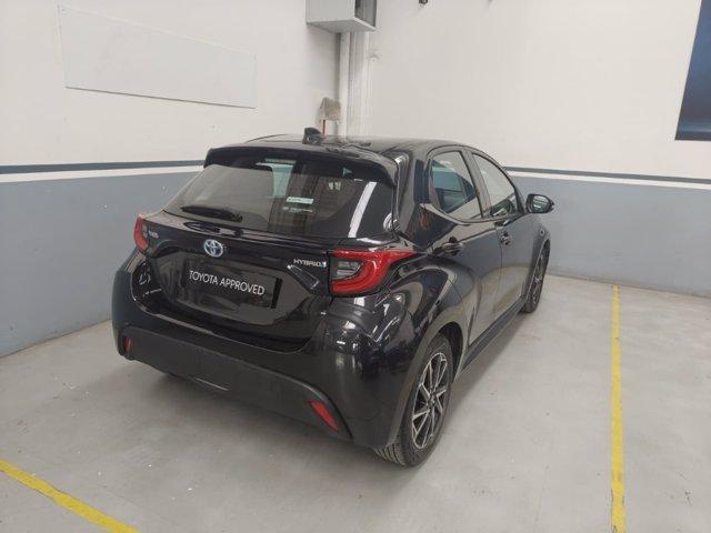 TOYOTA Yaris 1.5h trend