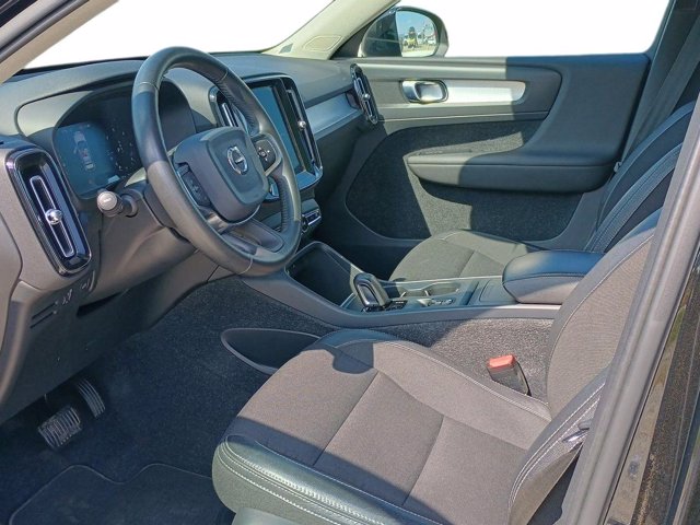 VOLVO Xc40 2.0 d3 momentum geartronic my20